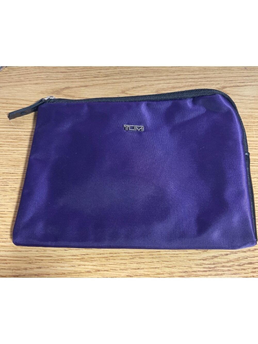 Tumi For Delta Airlines Zippered Pouch Purple Carry-On Travel Accessory 8” x 6”